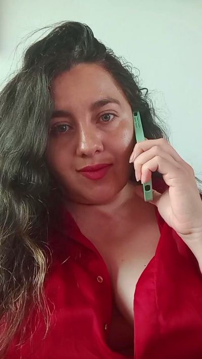 ALICELEBEL_1995 live from Colombia