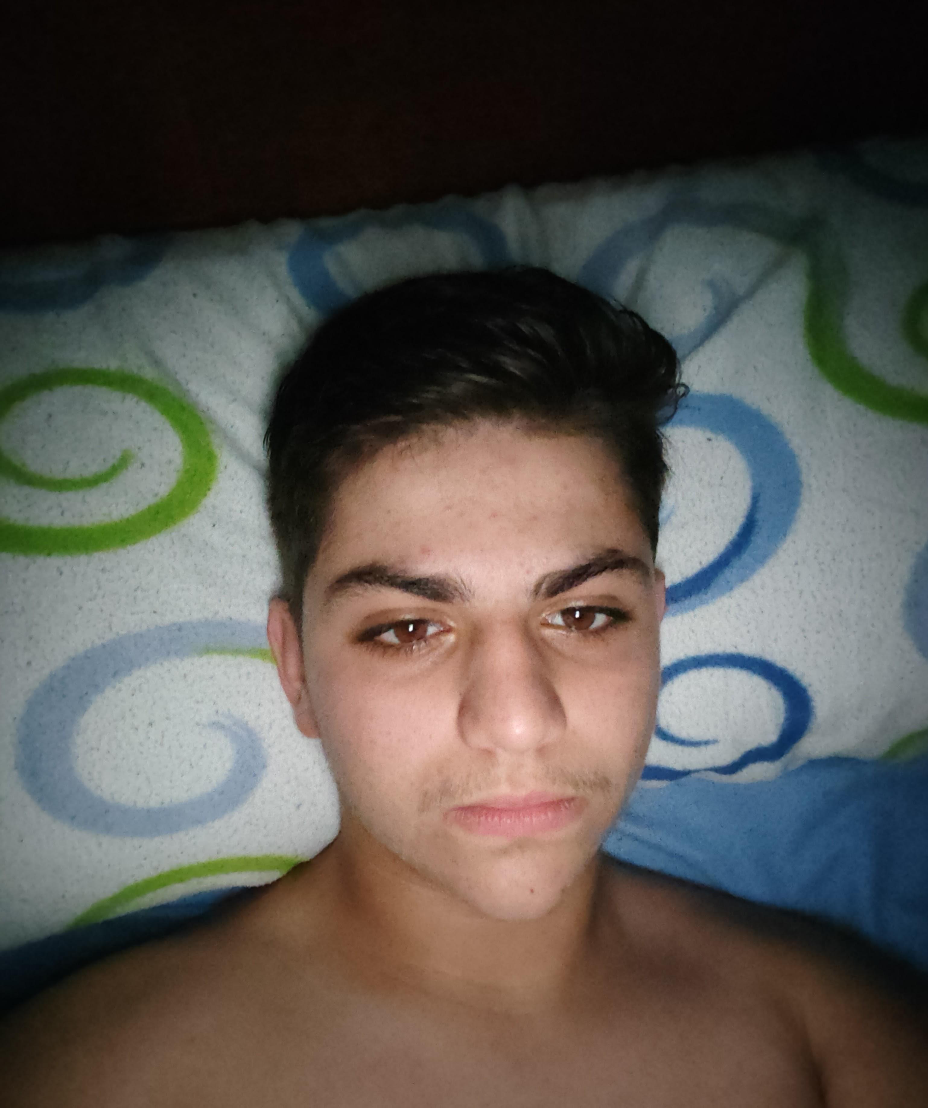 Adomgt live from Spain