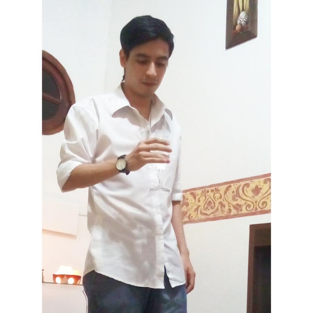 AlexAlmiron live from Argentina