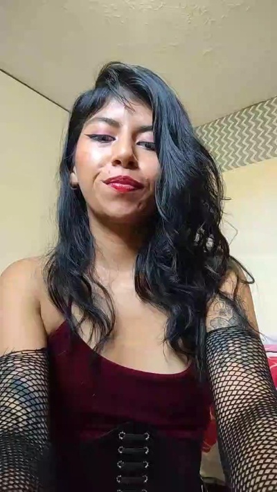 AliceePark live from United States