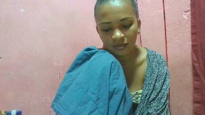 Aliciasexy42 live from Madagascar