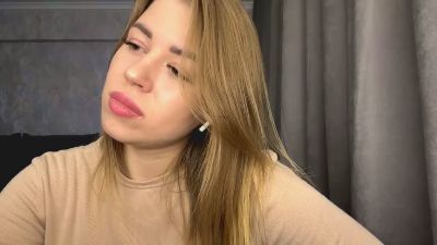 AnikaAline live from Spain