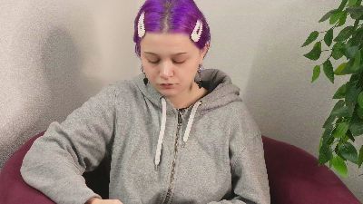 AnnmarieHirst live from France