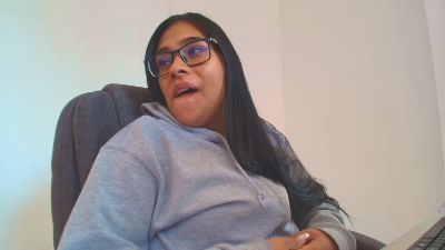 AntonellaScott live from United States