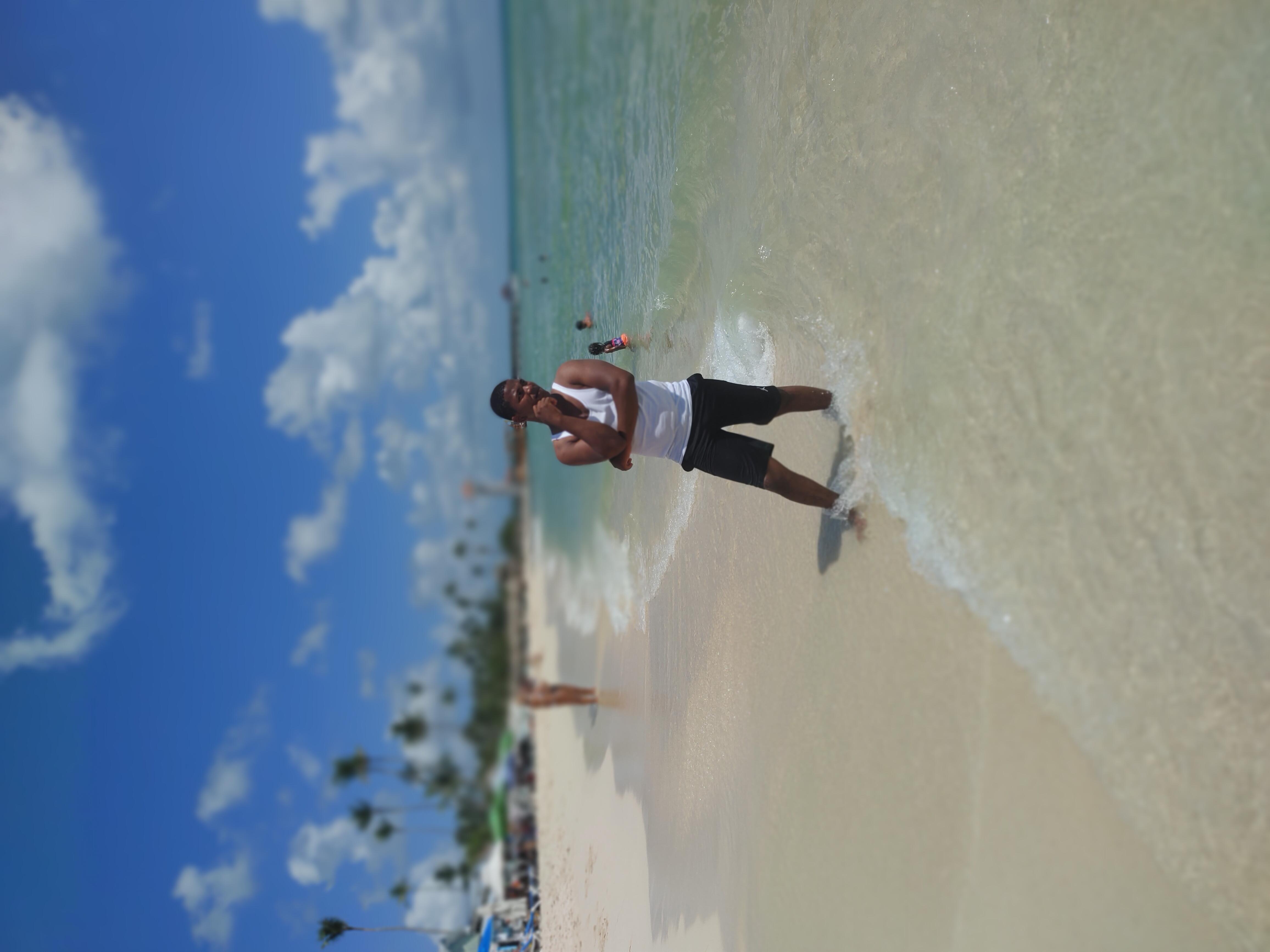 Axeldomi live from Dominican Republic