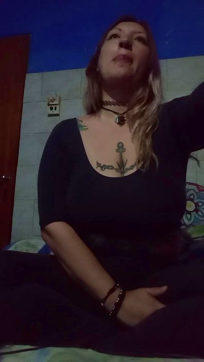 Bastettt555 live from Argentina