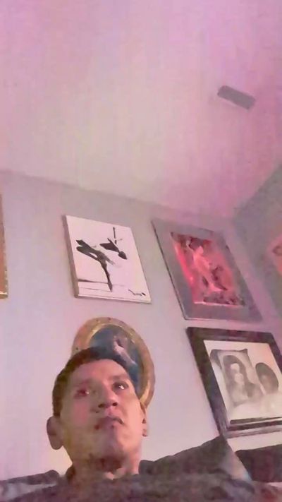 BottomCree live from Canada