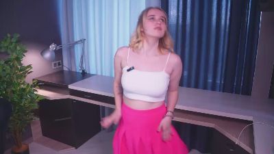 BrittniStreif live from France