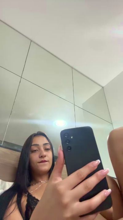 Bruninha04 live from Brazil