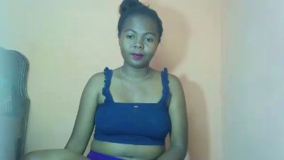 CANDYROSE3 live from Madagascar