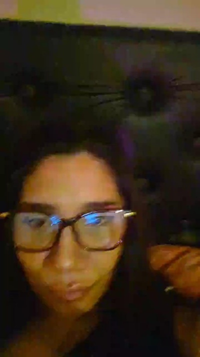 Camiibelenn live from Argentina
