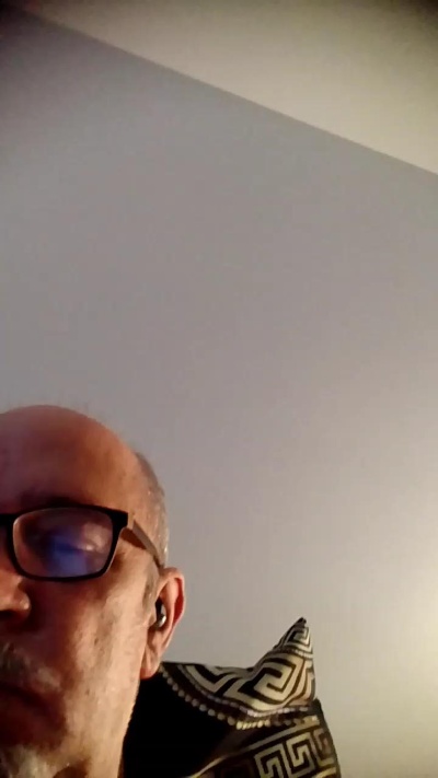 Casey2009 live from Canada