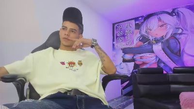 Coney_Boyy live from Colombia