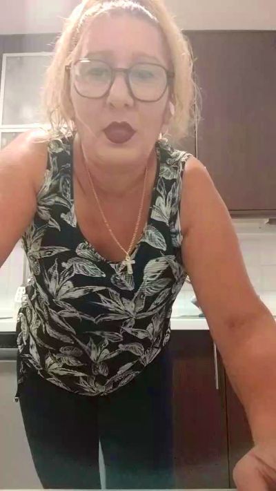 CristinaSexy077 live from Spain