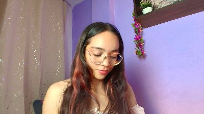 Dafne_Mel live from United States