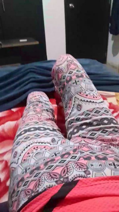 Danna2829lu live from Colombia