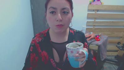 Danna_zv live from Colombia