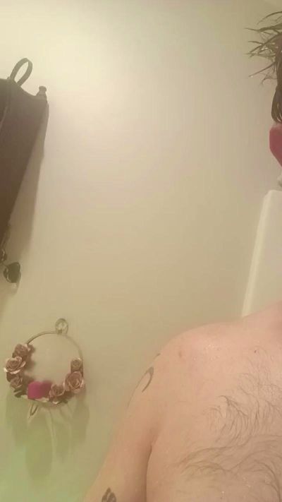 Dominic334 live from United States