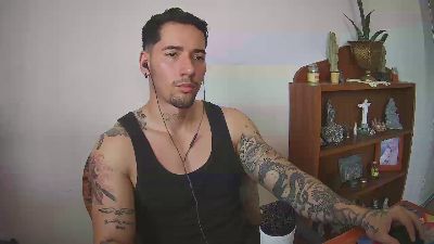 Dylan_benett_ live from Venezuela
