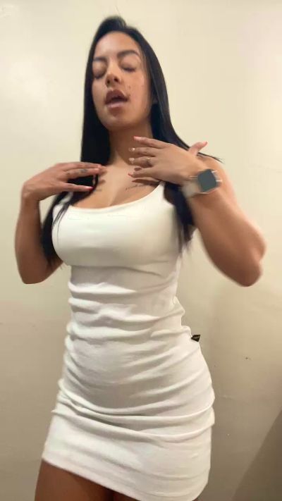 Elamesma_ live from Brazil