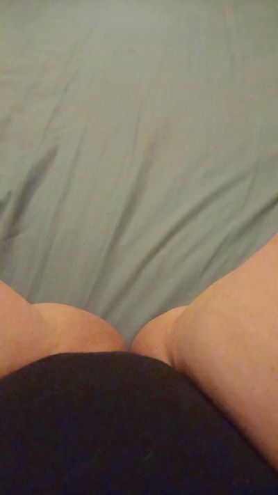 Elka__pinedu45 live from France