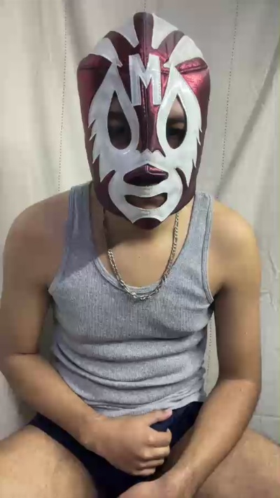 Enmascarado75 live from Mexico
