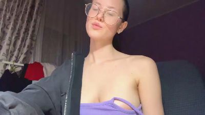 EthylRahe live from United States