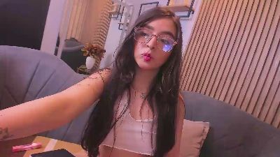 Eva_Macalliter live from Colombia
