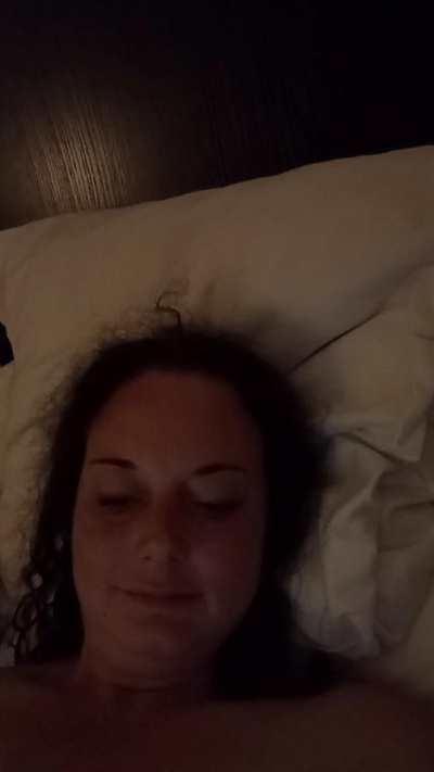 Fleuriexx live from Netherlands