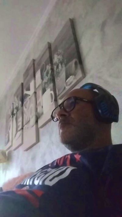Footjobest60 live from France