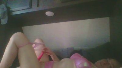 FoxyPanda69 live from United States