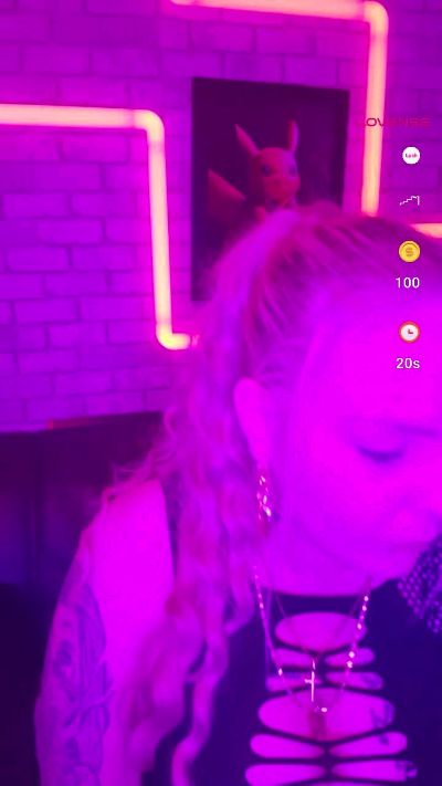Gipsygirl1994 live from Netherlands
