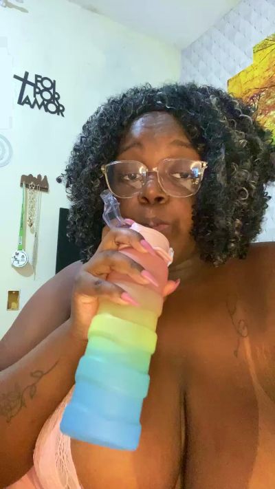 Girl2774 live from Brazil