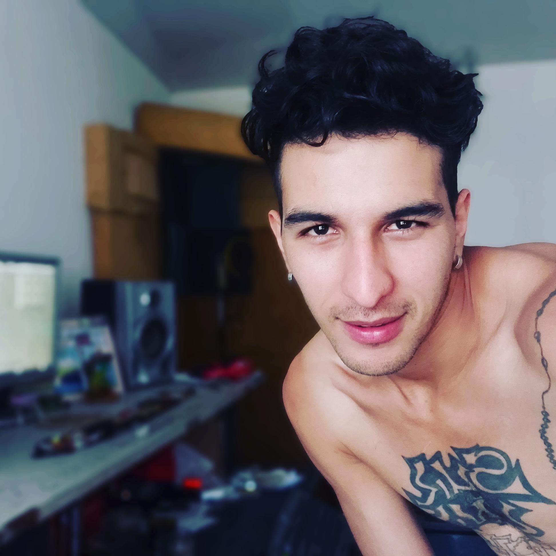 Gogue live from Colombia