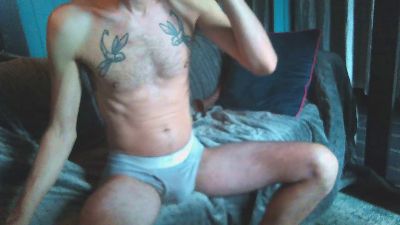 Goodboyotter84 live from United Kingdom