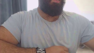 Hugehairymacho live from Germany