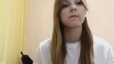 IsauraStrizich live from France