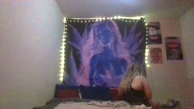 JADE_ALEXIS live from Canada