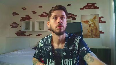 JonahShaw live from United States