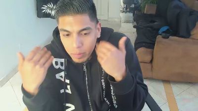 JonaikerCR live from Colombia