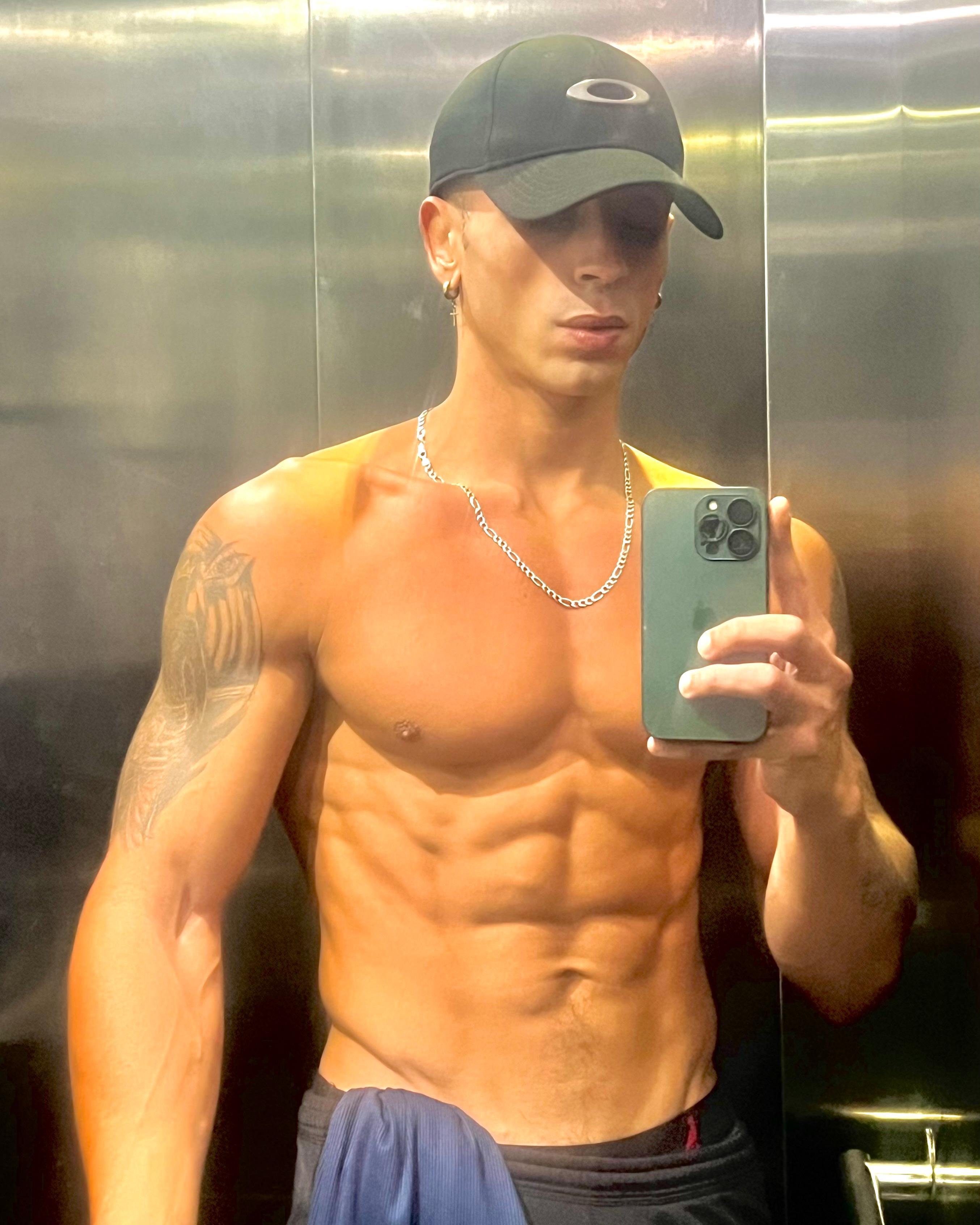 Jonnythor live from Brazil