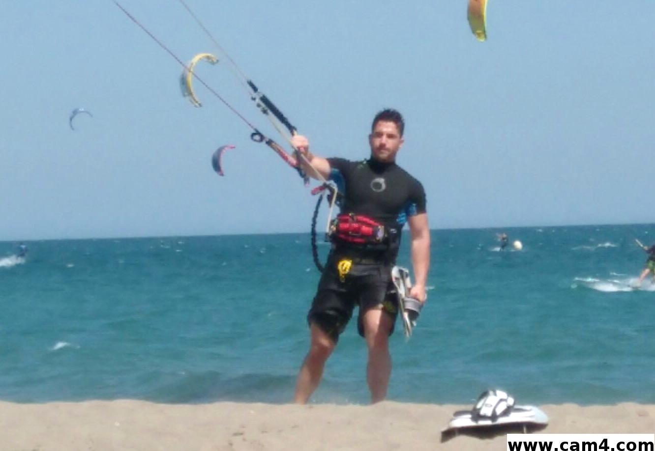 Jose_mdr live from Spain