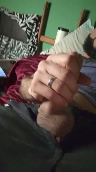 Juanpolla27 live from Argentina