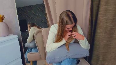 JulieZlotnik live from Serbia