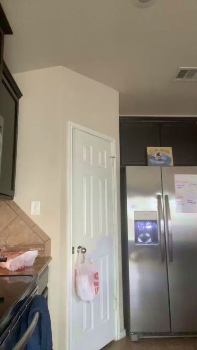 Kandy_curvy live from United States
