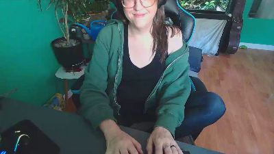 KushandKink live from Canada