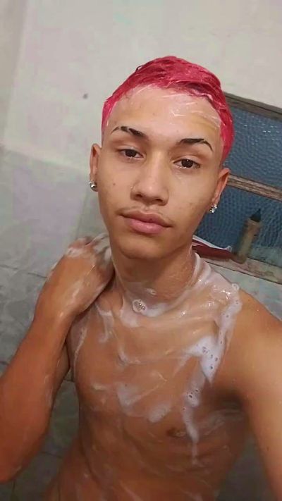 Kyanrlq live from Brazil
