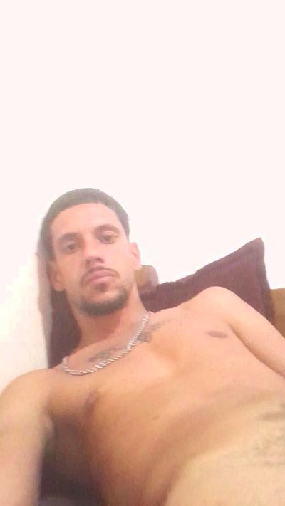 Lccarioca live from Brazil