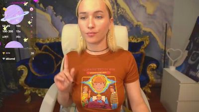 LiliElfie live from Ukraine