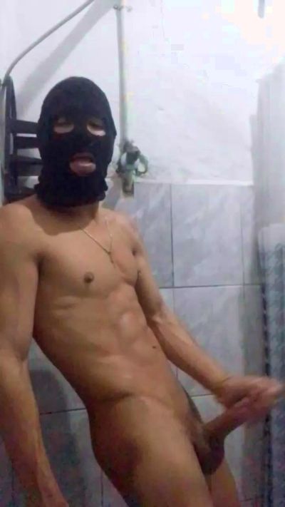 Loranoliveira live from Brazil